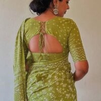 sunita_3472 model avatar