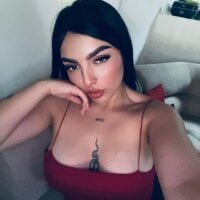 thania_777 webcam model