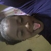 horny_prettygirl's Offline Chat Room