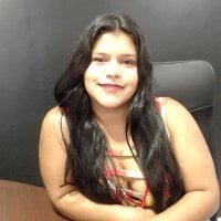 angie_rose_ Adlı Modelin Çevrimdışı Sohbet Odası