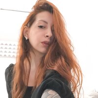EffyScarlet webcam