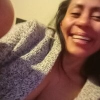Amalia_Grace's Offline Chat Room