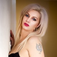 MayaGirl4u's Offline Chat Room