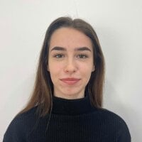 AdrianaVries' Offline Chat Room