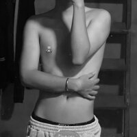 KhanhAnn03's Offline Chat Room