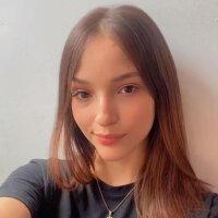 Levana_squirt fully nude on webcam for live porn video chat