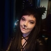 Mandi_Drake's Offline Chat Room