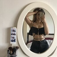 غرفة دردشة Cute_ShyGirl دون اتصال