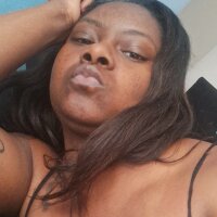 Andrea1823's Offline Chat Room