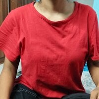 SexyNaaz webcam model