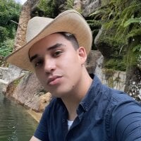 xpleasurableboyx webcam