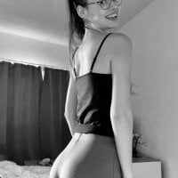 Sala de chat offline de innocent_doll1