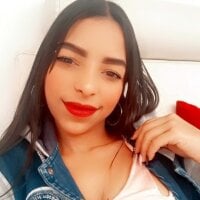 Lissy-01 Adlı Modelin Çevrimdışı Sohbet Odası