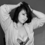 SweetMona24's Offline Chat Room