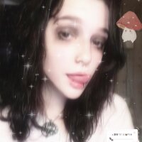 Francy_Cornelia's Offline Chat Room