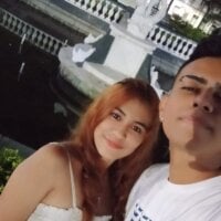 ben_and_jlo's Offline Chat Room