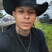 oPretin013 webcam model