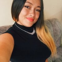 AliaGarcia_ webcam model