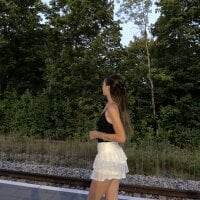 exmelyy's Offline Chat Room