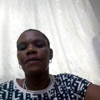 SexyBeverlyXX webcam model