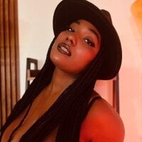 Coral_Lise webcam model