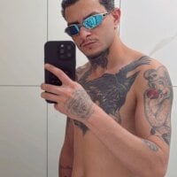 Christopherreis webcam model