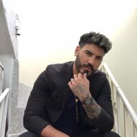 Ella_Noah's Offline Chat Room