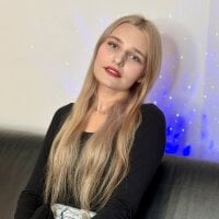 RebeccaChamb webcam model