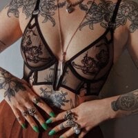 Chrystal_Lorrie