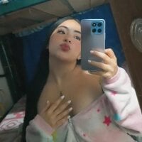 AuroraJohns_Pink's Avatar Pic