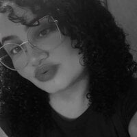 Scarlet_veil webcam model