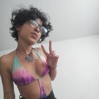 KITTY_VS_SAMURAI's Offline Chat Room