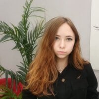 christina_adams' Offline Chat Room