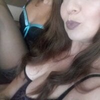 LadyAndTransy webcam model