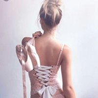 Super_Blonda's Offline Chat Room