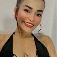 Darliin_G naked strip on webcam for live sex chat
