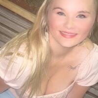 SexyBlondy69's Profile Pic