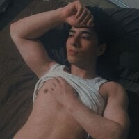 AlekBlake_ webcam model