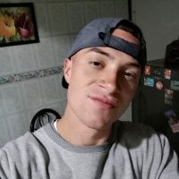 Lil_James webcam model