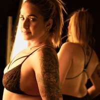 Vanelopee_ 离线聊天室