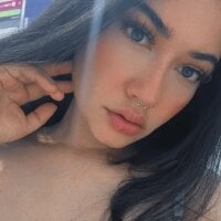 Madeleine__w