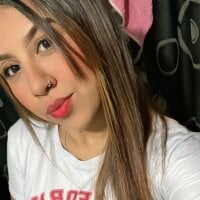 Valery_Curves_ webcam