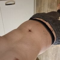 Striptwink's Offline Chat Room