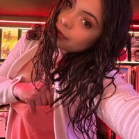 drizzypeach602 naked strip on webcam for live sex chat