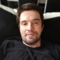 sweetyhornyguy's Offline Chat Room