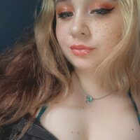 Shay4200's Offline Chat Room