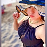 Bella_Ong's Offline Chat Room