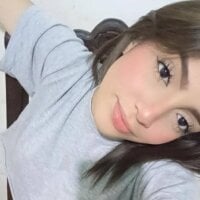 Coraline_Playful webcam