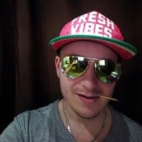 Master_Submissivn Offline chat-huone