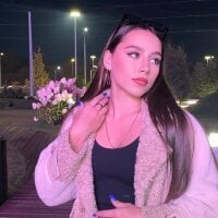 LallyArnold 个人资料图片